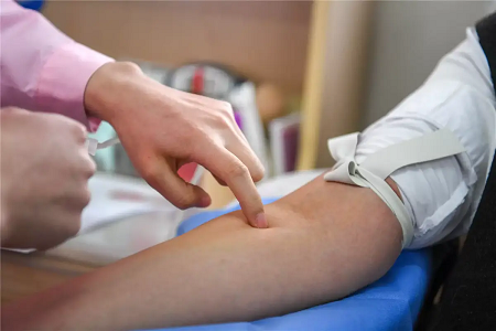 Güvenli, sertifikalı ve özelleştirilebilir kan torbaları - Babio, Global Blood Toplama'da yeni bir standart belirler